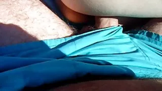Ta lakub tüdruku tuss, naudib suhu ja täidab tema tuss cum