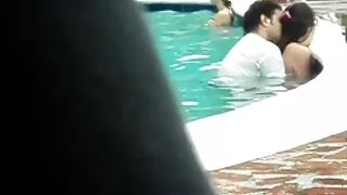 Õrn mees kirglikult fucks blond