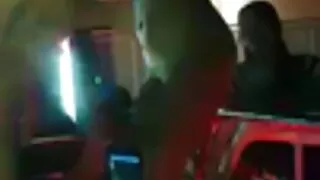 Horny Tüdrukud Vannituba lakkuda pussies samas peksmine neid orgasm