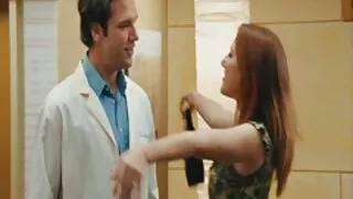 Massaaž busty Tüdruk areneb Super seksi cumshot